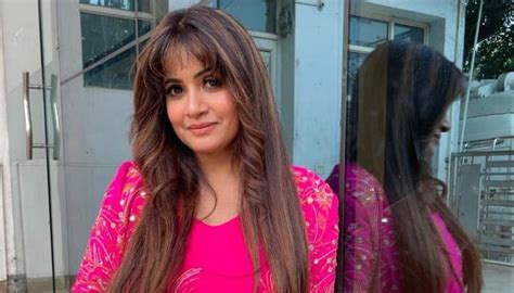 Here Is All You Need To Know About Punjabi Singer Miss Pooja And Her Life Entertainment News
