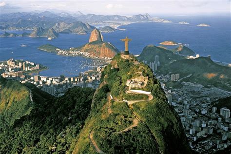With an expected 11,000 athletes to compete across 33 different sports and over 330. Fairway to Rio: Golf Comes to the Olympic Games - WSJ