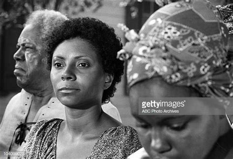 Roots Airdate January 23 1977 Leslie Roots Tv Roots Tv Series