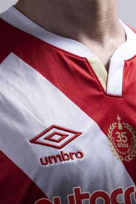 Is also well known for being the team in which diego maradona debuted in first division. Novas camisas do Argentinos Juniors 2020-2021 Umbro » MDF