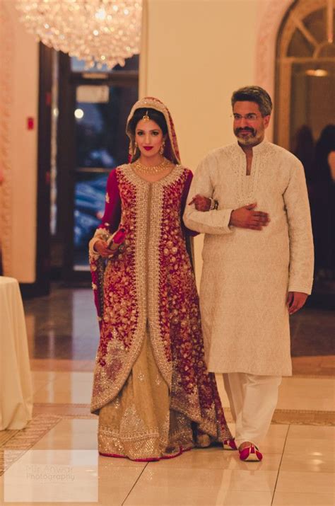 A Pakistani Wedding With A Gorgeous Bride Safa And Sm Wedmegood