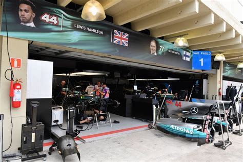 Mercedes Amg F1 Garage Formula 1 Photos Uk
