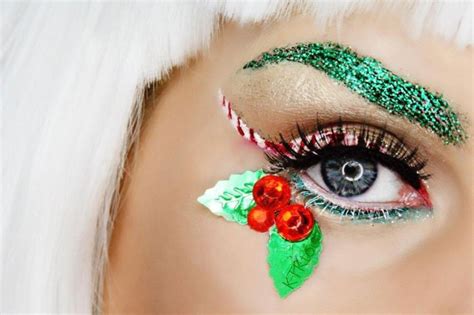 6 Totally Extra Makeup Looks To Show Your Christmas Spirit