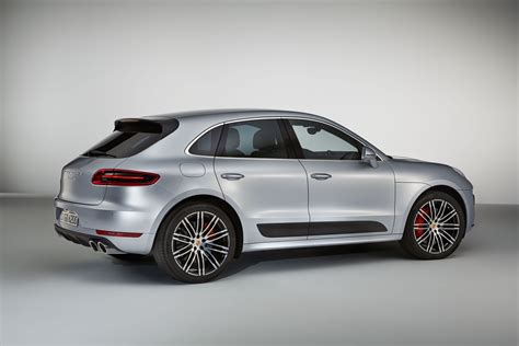 2017 Porsche Macan Turbo With Performance Package Boasts 440 Ps