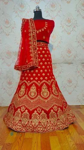 Havi Valvet Red Ladies Designer Lehenga 230 Mtr Rs 7450 Id