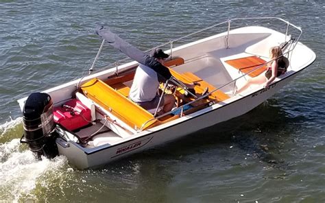 Join paul mitten as he walks you through the 2008 boston whaler 320 outrage. Tuesday Tour of Vintage Boats 2.27.18 - ACBS