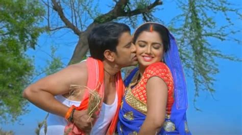 Watch Bhojpuri Bombshell Amrapali Dubey Romances Nirahua Dinesh Lal