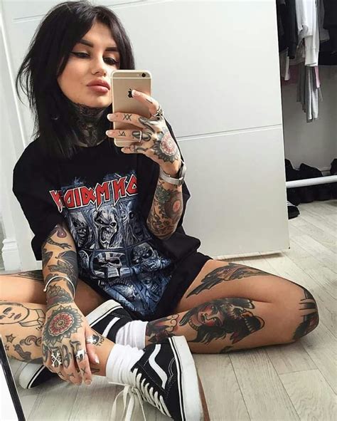 pin by fashion tattoos on † ☾ trash wonderland † ☾ inked girls girl tattoos tattoed girls