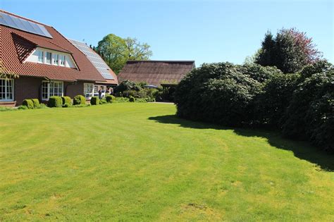 Kleine garten mit sitzgelegenheit gartengestaltung garten gartengestaltung ideen. Sitzgelegenheit Garten