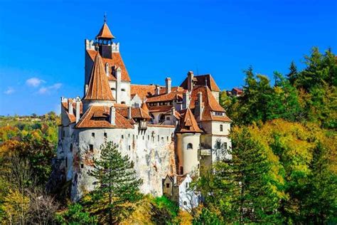 Bran Castle Draculas Castle In Romania Historic European Castles