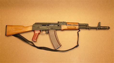 Bulgarian Ak74 The Avtomat Kalashnikova Assault Rifle Is P Flickr
