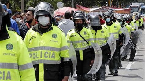 Colombia Reforzará Seguridad Con 33 000 Policías Cgtn En Español