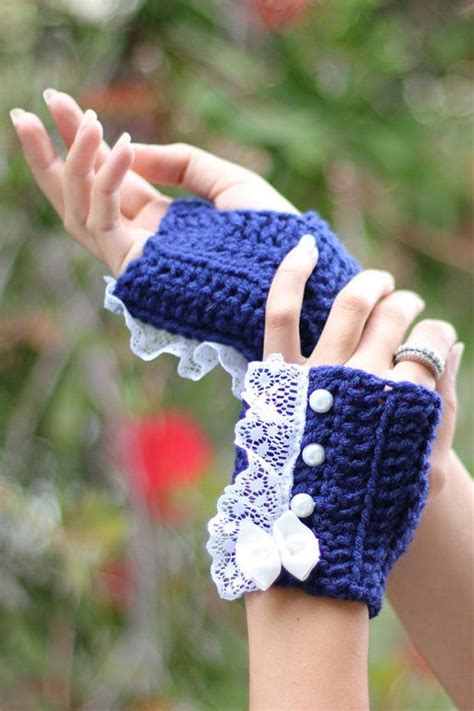 Whether you call them fingerless gloves, fingerless mittens, wrist warmers, or gauntlets, these knit patterns will do a wonderful job of keeping your wrists and hands comfy and cozy in fall and winter. Fingerless Gloves - Navy Blue Wrist Warmers with Pearls ...