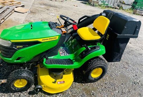 2022 John Deere S120 Lawn And Garden Tractors Machinefinder