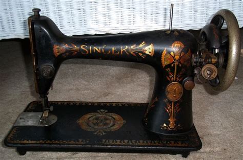 antique vintage working 1906 singer 66 lotus treadle sewing machine on popscreen
