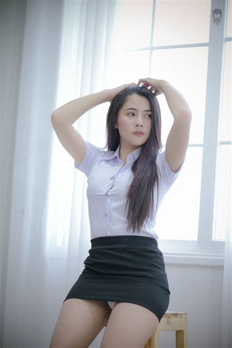 ปักพินโดย Pbear Photo ใน Girls Thai สาวไทย นางแบบ แฟชั่นผู้หญิง