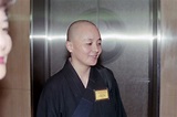 劉藍溪於31歲出家，法號「道融」。圖為1993年道融法師出席達賴喇嘛來台參訪活動。 圖／聯合報系資料照