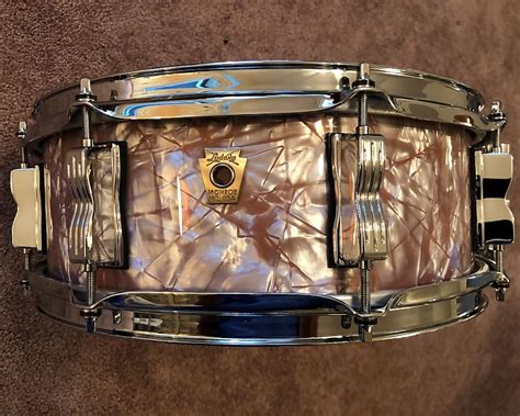 Ludwig Classic Maple Snare Drum 5x14 Rare Rose Marine Reverb
