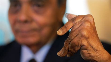 Guinness World Record Holder Shridhar Chillal Finally Has His Nails Cut