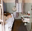 Frank Morris’s prison cell is photographed after his infamous escape ...