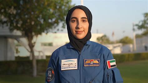 Birleşik Arap Emirlikleri Ilk Kadın Astronotunu Tanıttı