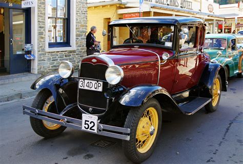 무료 이미지 : 빈티지 자동차, 의자 가마, 오래된 자동차, 권위 있는, 자동차 쇼, 화살통, 클래식 카, 빈테가카, 오토 쇼