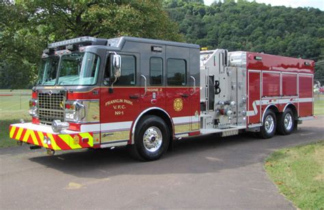 4 Guys Pumper Tanker Fire Truck Delivery Fire Apparatus