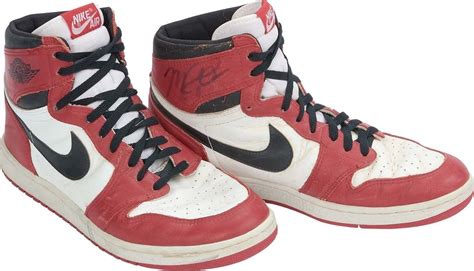 Lot Detail Michael Jordan Rare Signed Original Air Jordan 1 Sneakers