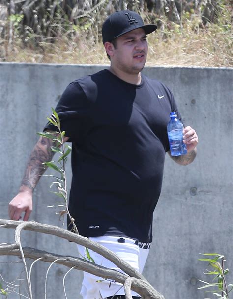 rob kardashian didn t go to kimye s wedding deletes all his tweets stylecaster