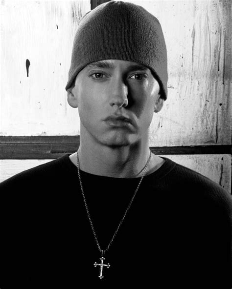 Pin By Crystal Smith On Eminem Eminem Eminem Photos Eminem Rap