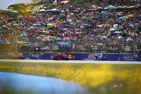 Motogp Gallery All The Best Shots From Rd6 In Jerez Bike Review