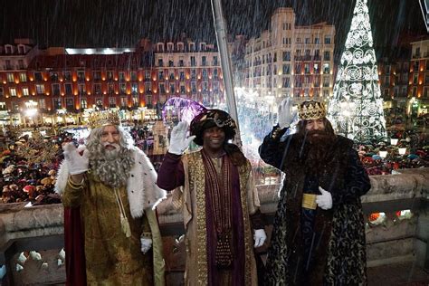 El Recorrido De Los Reyes Magos Por Toda La Ciudad De Valladolid