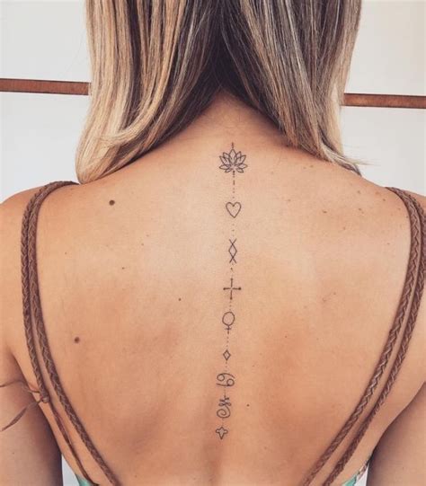 41 Mejores Tatuajes En La Espalda Que Te Harán Lucir Impactante Neck Tattoo Back Tattoos