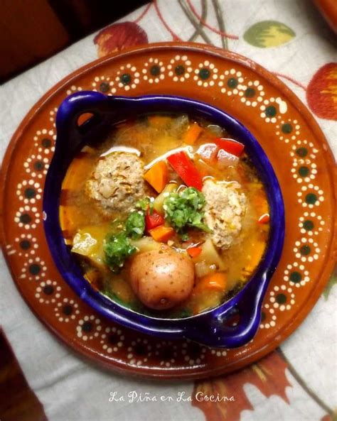 Caldo De Albondigas Mexican Style Meatball Soup La Piña En La Cocina
