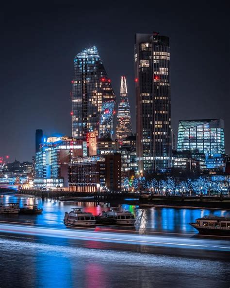 Moody Street Photos Of London After Dark By Luke Holbrook In 2020
