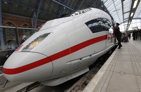 Top 10 Spectacular High Speed Trains From Around The World Photos