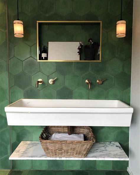 Ideas For Gorgeous Green Bathrooms
