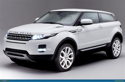 Range Rover Evoque Gets Early Showing