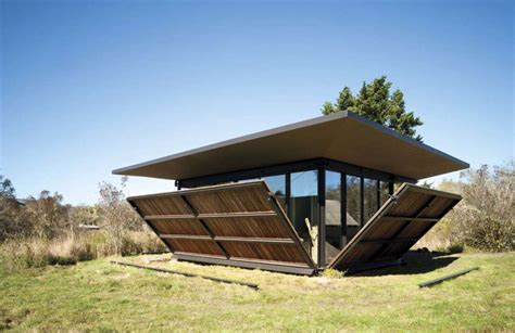 10 Of Our Favourite Small Innovative Houses Hunting For George