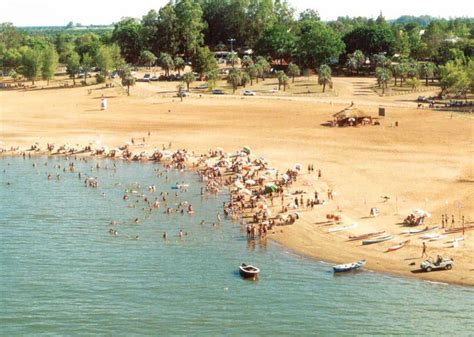 Playas De Colón Para Disfrutar De La Arena Fina Del Río Uruguay