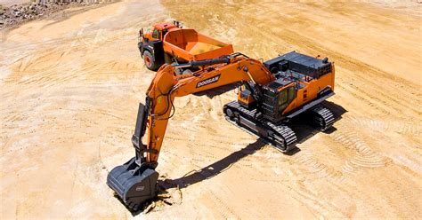Doosan Introduces Its Largest Most Powerful Excavator For Mining And