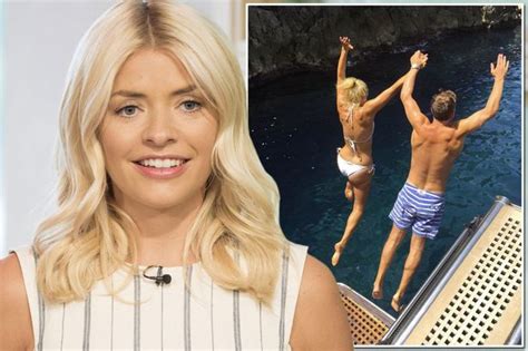 Holly Willoughbys Massive Pay Rise Revealed Now Shes Finally Equal With Phillip Schofield
