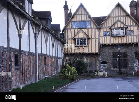 Elizabethan Buildings Hi Res Stock Photography And Images Alamy
