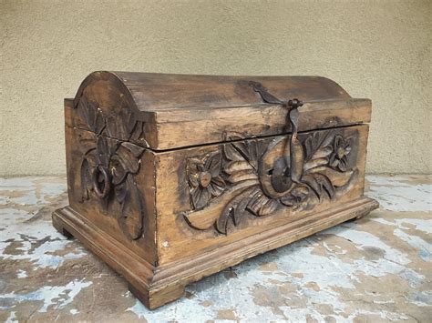 Vintage 17 Wide Carved Wood Trunk Storage Box Mexican Decor Humpback