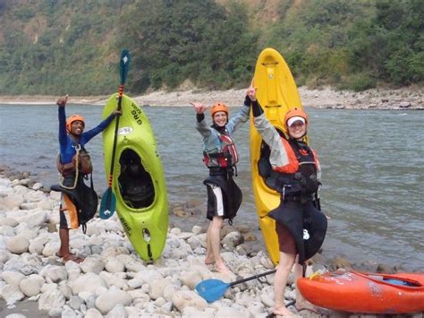Meet Likeminded People And Make Friends For Life On Our 4 Days Learn To Kayak Clinic In Nepal