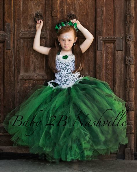 This wedding dress emerald green offers a scoop neckline. Emerald Green Dress Princess Dress Flower Girl Dress Wedding
