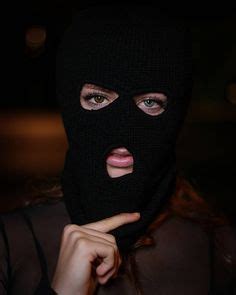 �go follow @skimaskgangsta on ig�. 443 Best Ski Mask Girls images | Gangsta girl, Mask girl ...
