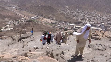 Full Traveling On Foot Of Ghar E Hira Cave Jabl E Noor Mountain Of