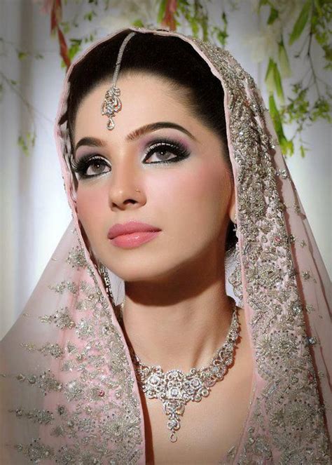 Asian Pakistani Bridal Eye Makeup Made Easy In 10 Simple