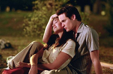 24 Of The Most Memorable Teen Romance Movies